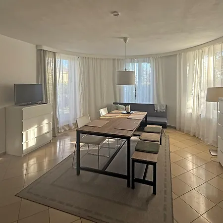 Paterre In Der Rosa Appartement Selb