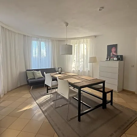 Appartement Paterre In Der Rosa